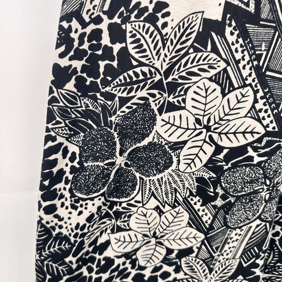 Loungees Size Medium Floral Shift Dress Pockets Black Short Sleeve V-Neck - Picture 3 of 6